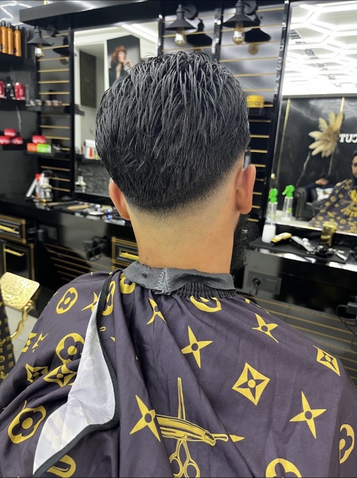 Fade Haarschnitt bei BAS CUT