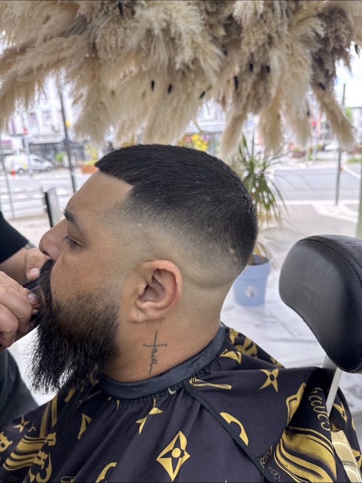 Bartstyling bei BAS CUT