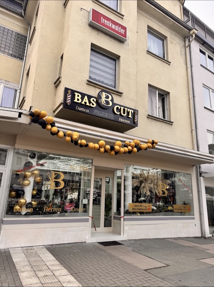 BAS CUT von außen in Wetzlar